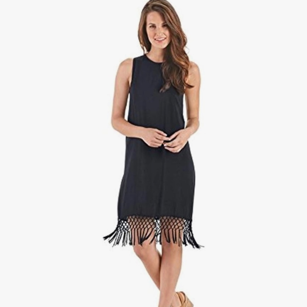 Pre-Owned Women Mud Pie Black Dress with tassels at the hem size Large -cp